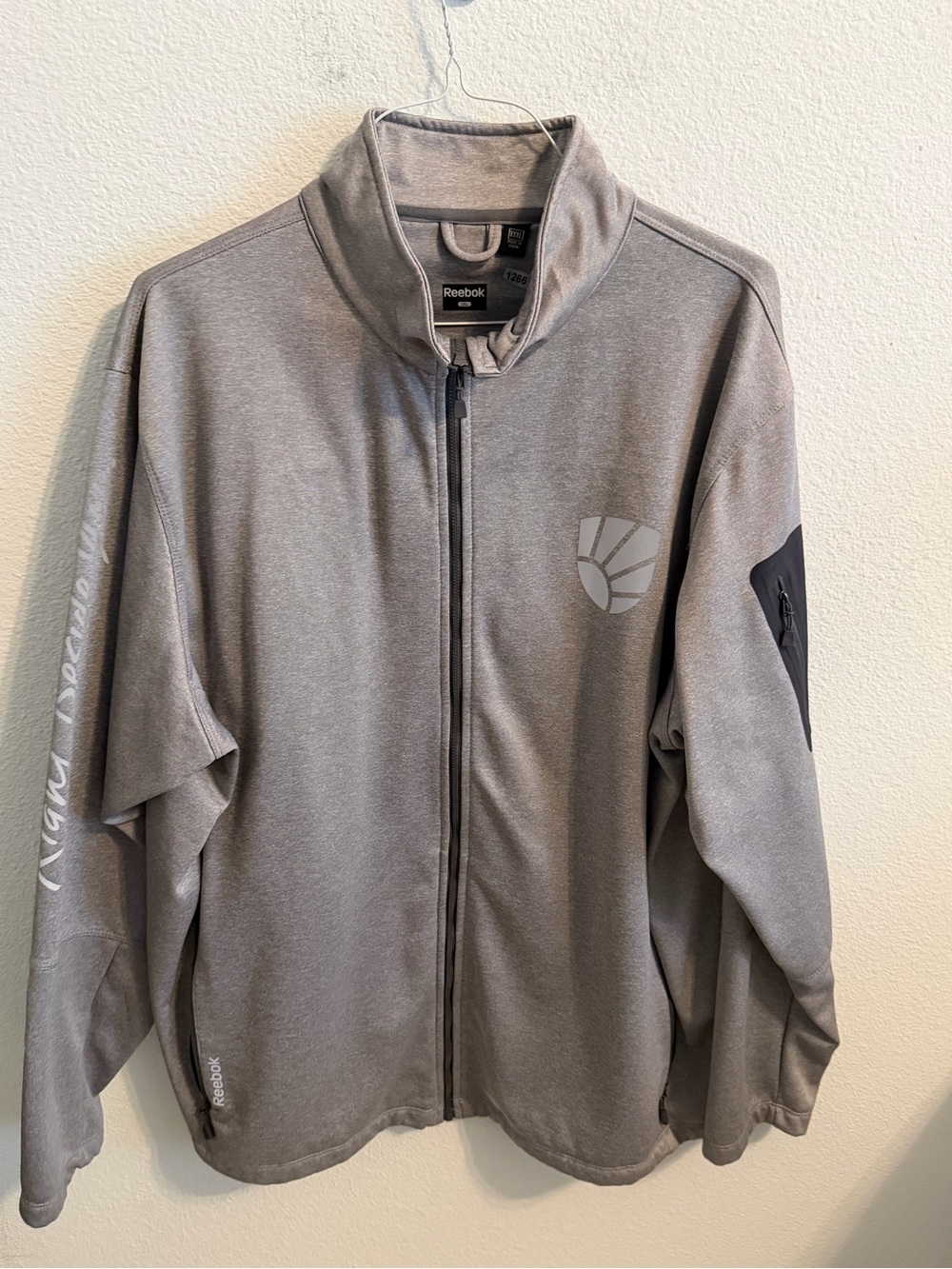 Reebok Men’s Light Gray Full-Zip Athletic Jacket